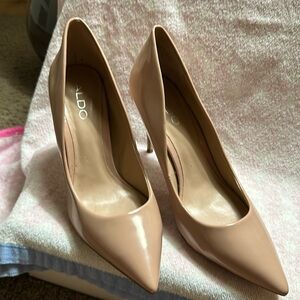 Aldos heels